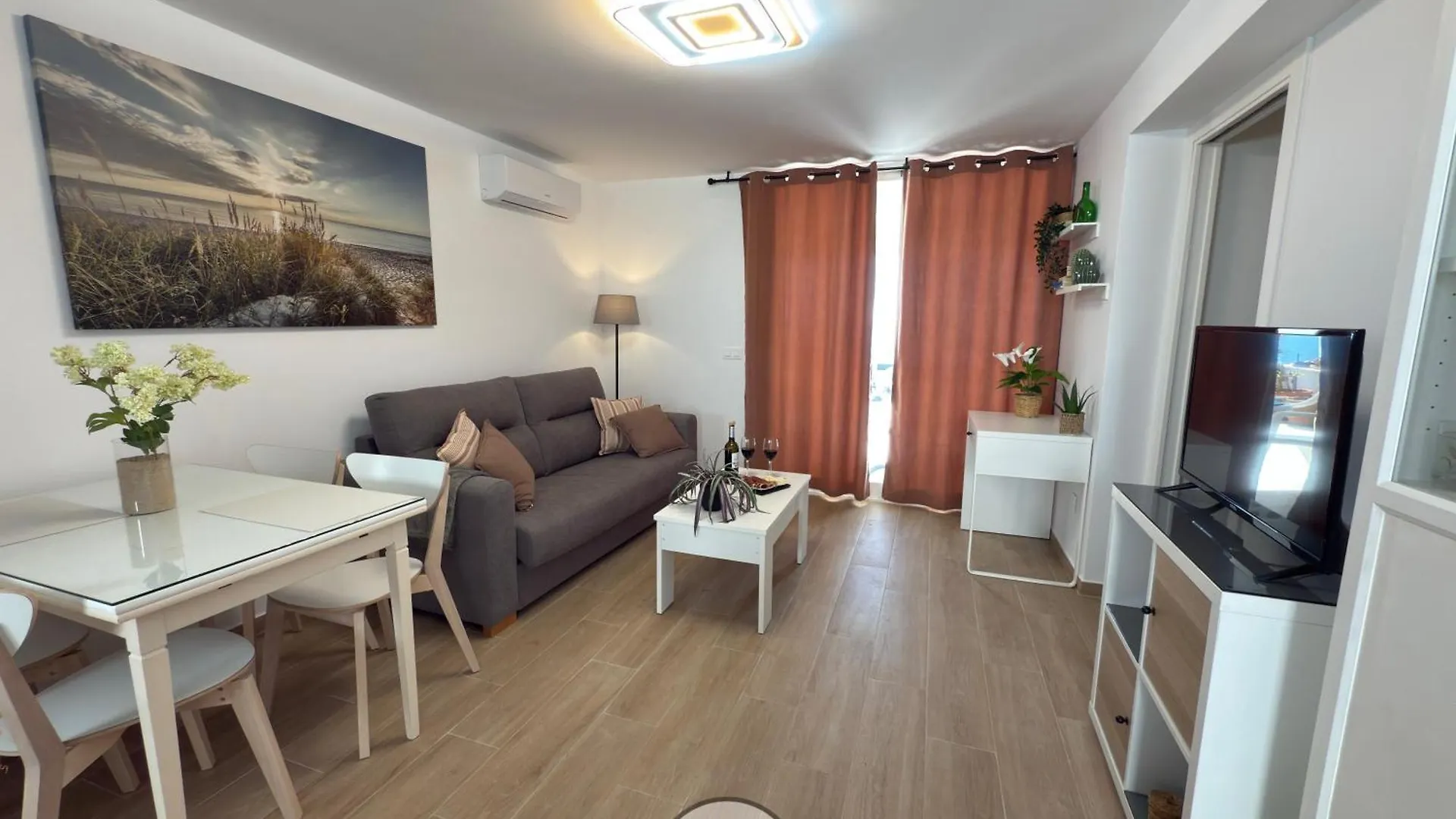 Апартаменты Casa Carmen Y Paco Playa Бенальмадена